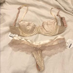Mimi Holiday Cream/Ivory Tan Lace Lingerie Set NWT